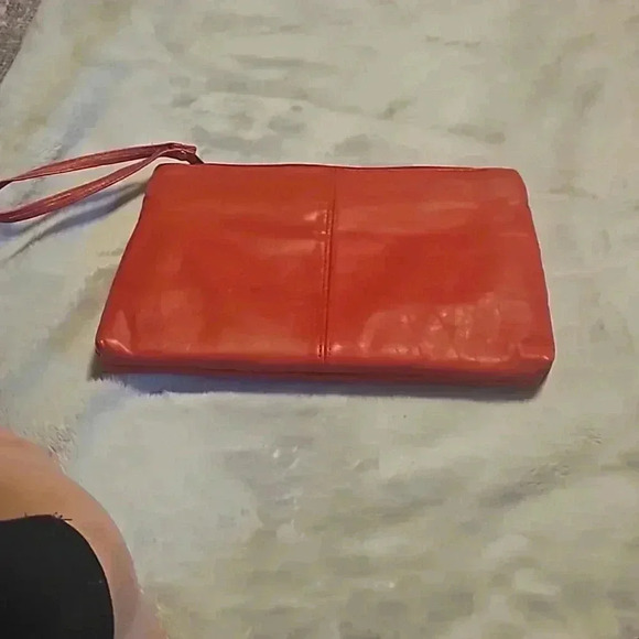 Red Pocketbook - Picture 2 of 4